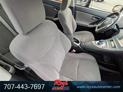 2013 Toyota Prius Three - Photo 16 - Eureka, CA 95501