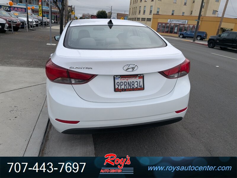 2016 Hyundai Elantra SE - Photo 7 - Eureka, CA 95501