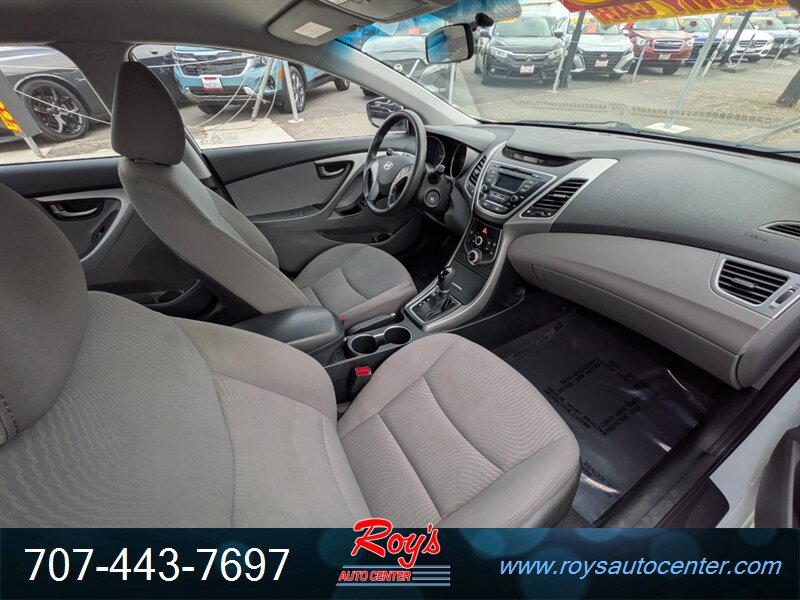 2016 Hyundai Elantra SE - Photo 14 - Eureka, CA 95501