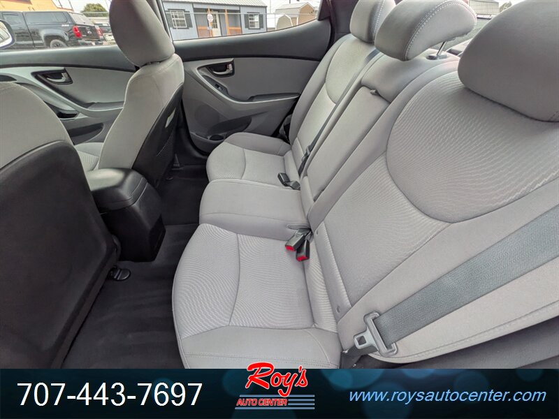 2016 Hyundai Elantra SE - Photo 12 - Eureka, CA 95501