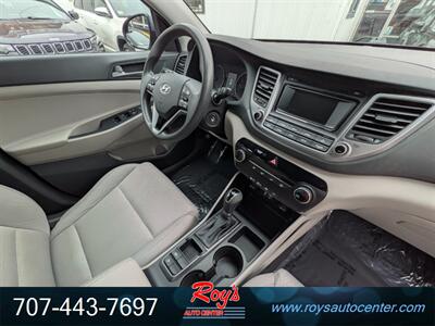 2017 Hyundai Tucson SE   - Photo 11 - Eureka, CA 95501