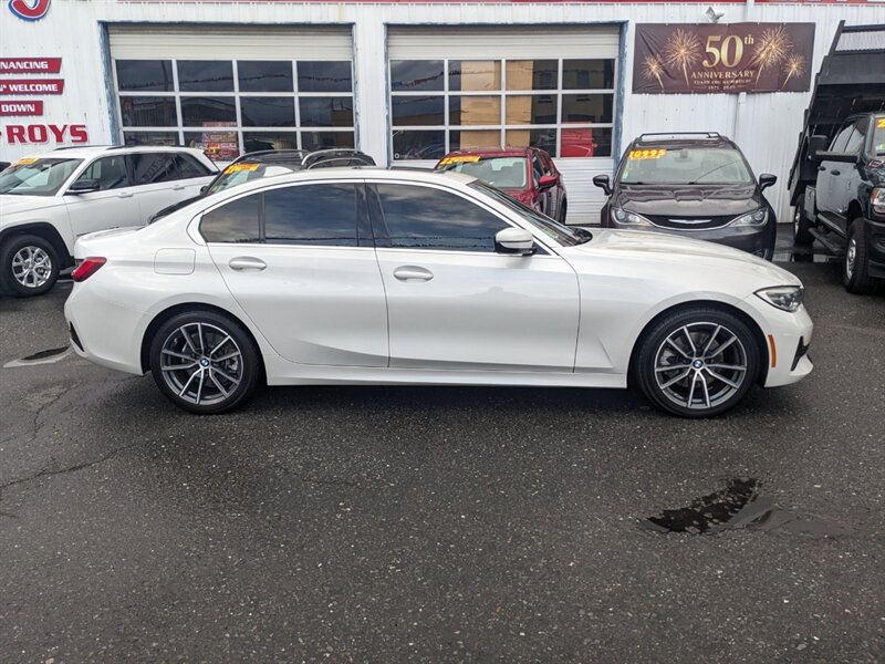 2021 BMW 330i  