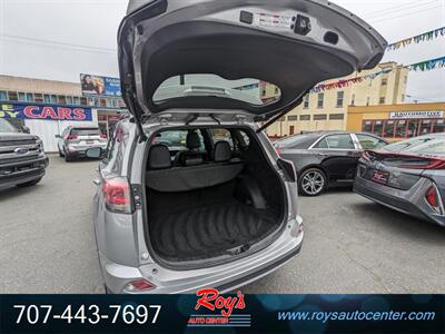 2017 Toyota RAV4 SE   - Photo 16 - Eureka, CA 95501
