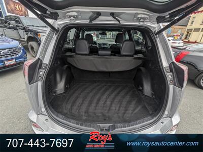 2017 Toyota RAV4 SE   - Photo 17 - Eureka, CA 95501