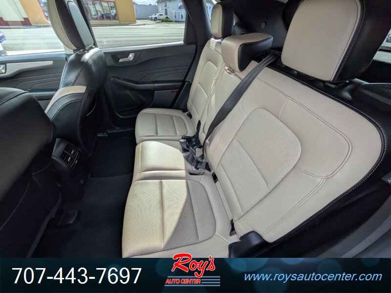 2021 Ford Escape SEL AWD - Photo 18 - Eureka, CA 95501