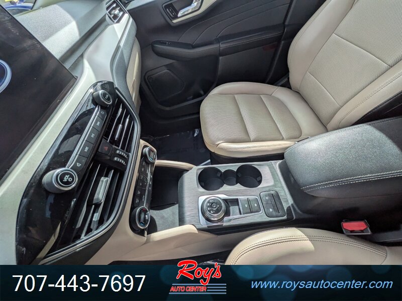 2021 Ford Escape SEL AWD - Photo 22 - Eureka, CA 95501