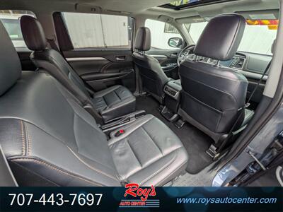2019 Toyota Highlander XLE  AWD - Photo 15 - Eureka, CA 95501