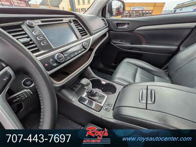 2019 Toyota Highlander XLE  AWD - Photo 29 - Eureka, CA 95501
