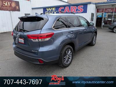 2019 Toyota Highlander XLE  AWD - Photo 8 - Eureka, CA 95501