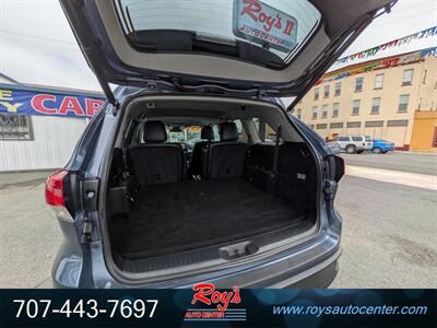 2019 Toyota Highlander XLE  AWD - Photo 20 - Eureka, CA 95501