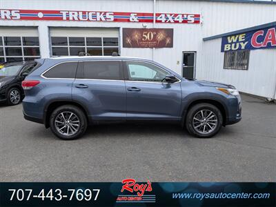 2019 Toyota Highlander XLE  AWD - Photo 2 - Eureka, CA 95501