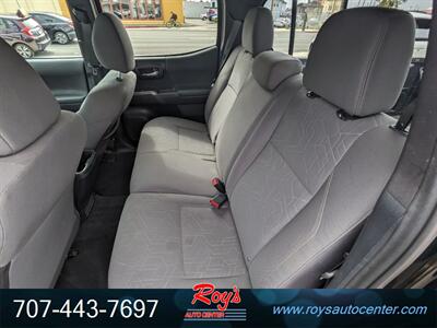 2019 Toyota Tacoma TRD Sport  4WD - Photo 16 - Eureka, CA 95501