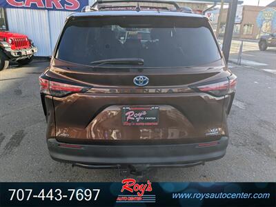 2022 Toyota Sienna XLE  AWD - Photo 7 - Eureka, CA 95501