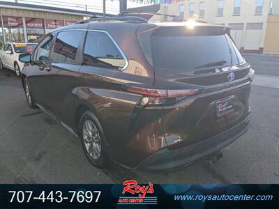 2022 Toyota Sienna XLE  AWD - Photo 6 - Eureka, CA 95501