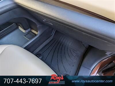 2022 Toyota Sienna XLE  AWD - Photo 11 - Eureka, CA 95501