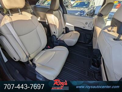 2022 Toyota Sienna XLE  AWD - Photo 13 - Eureka, CA 95501