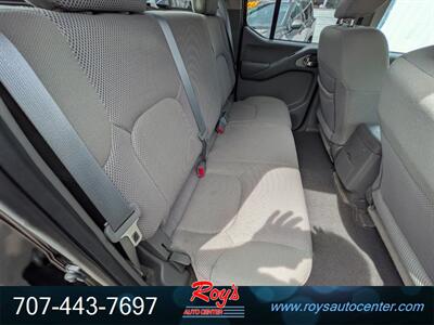 2017 Nissan Frontier SV   - Photo 14 - Eureka, CA 95501