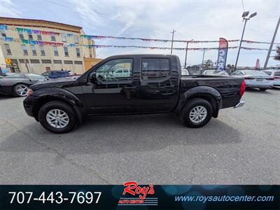 2017 Nissan Frontier SV   - Photo 4 - Eureka, CA 95501