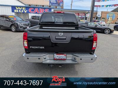2017 Nissan Frontier SV   - Photo 7 - Eureka, CA 95501