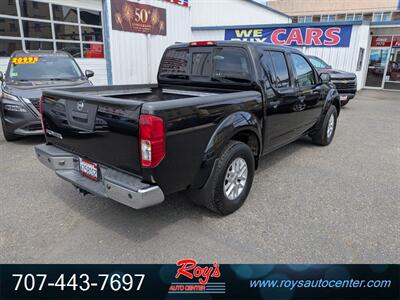 2017 Nissan Frontier SV   - Photo 8 - Eureka, CA 95501