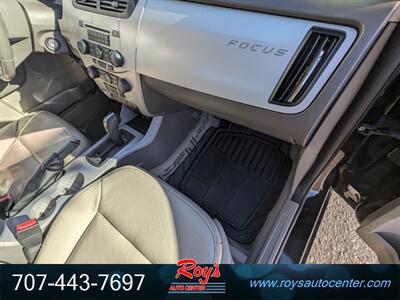 2010 Ford Focus SES   - Photo 11 - Eureka, CA 95501