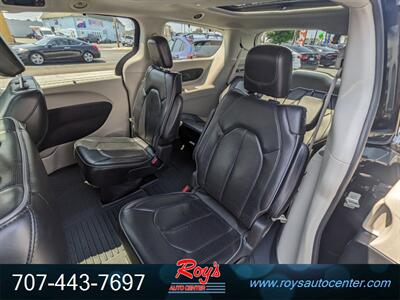 2020 Chrysler Pacifica Limited   - Photo 25 - Eureka, CA 95501