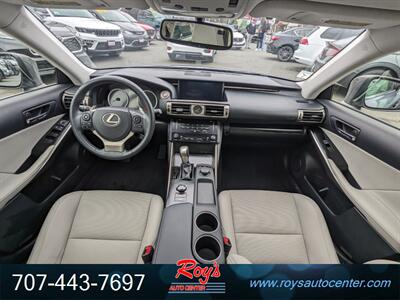 2014 Lexus IS 250   - Photo 14 - Eureka, CA 95501