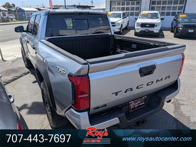 2024 Toyota Tacoma SR5 4WD - Photo 7 - Eureka, CA 95501