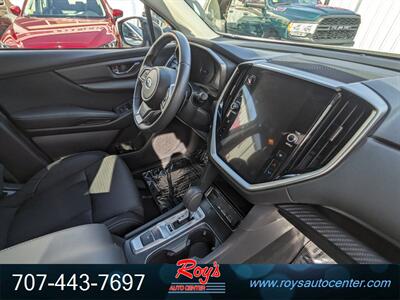 2024 Subaru Ascent Premium 7-Passenger AWD - Photo 10 - Eureka, CA 95501