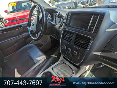 2019 Dodge Grand Caravan SXT   - Photo 10 - Eureka, CA 95501