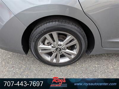 2018 Hyundai Elantra SEL   - Photo 9 - Eureka, CA 95501