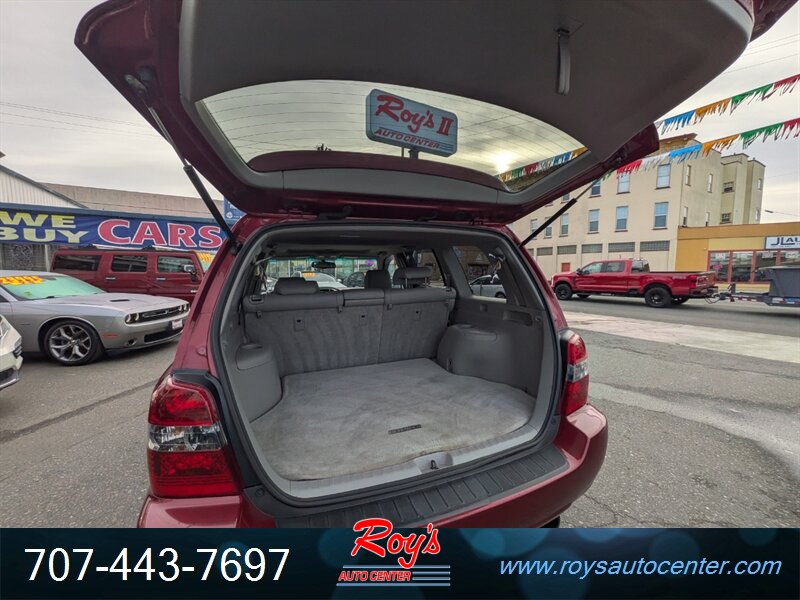 2007 Toyota Highlander AWD - Photo 18 - Eureka, CA 95501