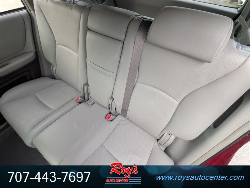 2007 Toyota Highlander AWD - Photo 22 - Eureka, CA 95501