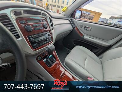 2007 Toyota Highlander AWD - Photo 25 - Eureka, CA 95501