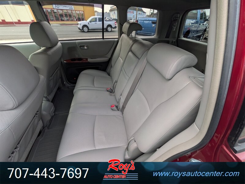 2007 Toyota Highlander AWD - Photo 20 - Eureka, CA 95501