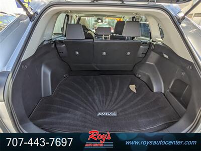 2019 Toyota RAV4 XLE   - Photo 18 - Eureka, CA 95501