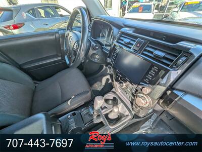 2020 Toyota 4Runner TRD Off-Road  4WD - Photo 11 - Eureka, CA 95501