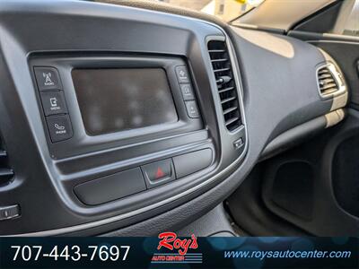 2016 Chrysler 200 Series Limited - Photo 19 - Eureka, CA 95501
