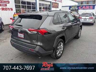 2022 Toyota RAV4 XLE Premium  AWD - Photo 8 - Eureka, CA 95501