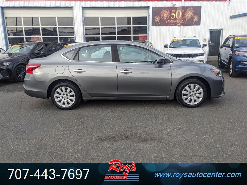 2018 Nissan Sentra S photo 2