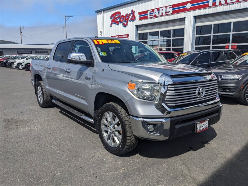 2017 Toyota Tundra Limited  4WD
