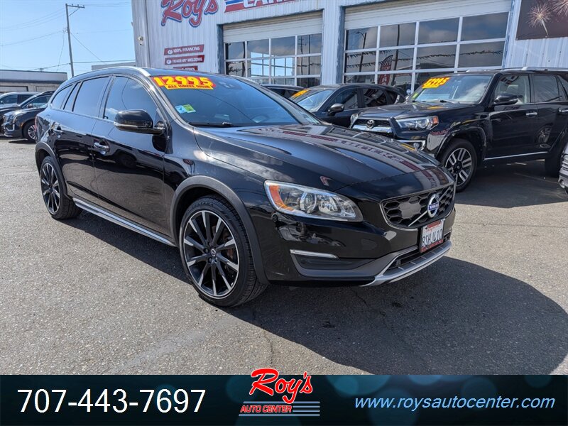 2016 Volvo V60 Cross Country T5 Platinum  AWD - Photo 1 - Eureka, CA 95501
