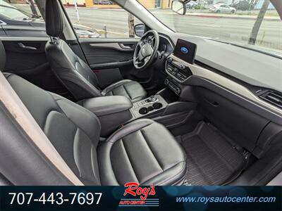 2021 Ford Escape Hybrid SEL  AWD - Photo 6 - Eureka, CA 95501