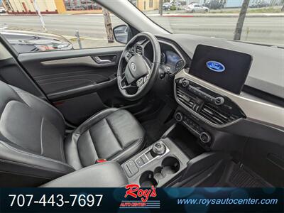 2021 Ford Escape Hybrid SEL  AWD - Photo 7 - Eureka, CA 95501