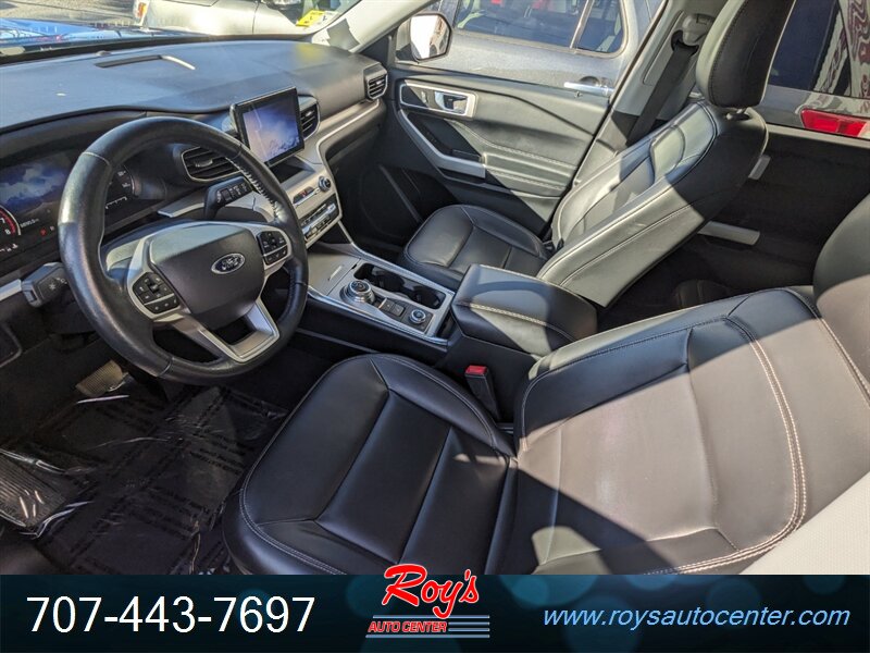 2022 Ford Explorer XLT photo 4