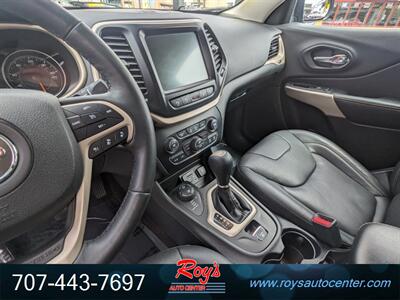2018 Jeep Cherokee Limited  4WD - Photo 23 - Eureka, CA 95501