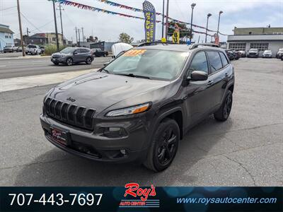 2018 Jeep Cherokee Limited  4WD - Photo 3 - Eureka, CA 95501