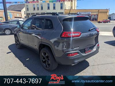 2018 Jeep Cherokee Limited  4WD - Photo 6 - Eureka, CA 95501