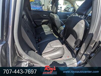 2018 Jeep Cherokee Limited  4WD - Photo 10 - Eureka, CA 95501