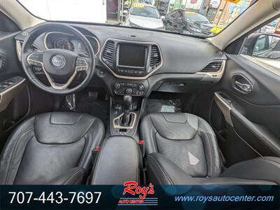 2018 Jeep Cherokee Limited  4WD - Photo 15 - Eureka, CA 95501